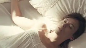 Backdrop to the movie "Sleep Tight" #644851