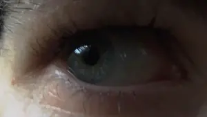 Backdrop to the movie "Tense" #444516