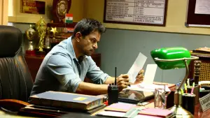 Backdrop to the movie "Theeyavar Kulaigal Nadunga" #785700