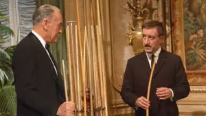 Backdrop to the movie "A Shot in the Dark" #714164