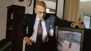 Backdrop to the movie "The Terminal" #640663