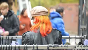 Backdrop to the movie "Bad Guys Wear Black" #537115