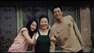 Backdrop to the movie "Sunflower" #922747