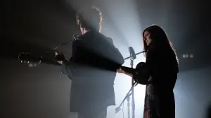 Backdrop to the movie "A Complete Unknown" #577608