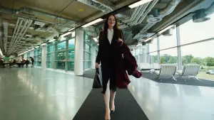 Backdrop to the movie "Bugonia" #511572