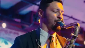 Backdrop to the movie "How It Breathes" #401860