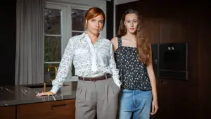 Backdrop to the movie "Mango" #783087