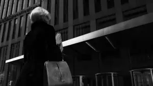 Backdrop to the movie "The Devil Wears Prada" #556501