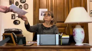 Backdrop to the movie "It Girl" #467696