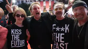 Backdrop to the movie "Kiss the Future" #758239