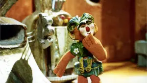 Backdrop to the movie "Masquerade" #679460