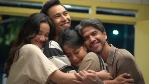 Backdrop to the movie "Tunggu Aku Sukses Nanti" #687966