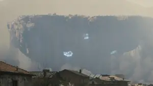 Backdrop to the movie "Avengers: Age of Ultron" #553641