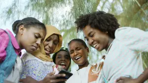 Backdrop to the movie "Cotton Queen" #776800