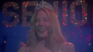 Backdrop to the movie "Carrie" #639333