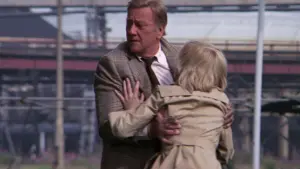 Backdrop to the movie "Brannigan" #461601