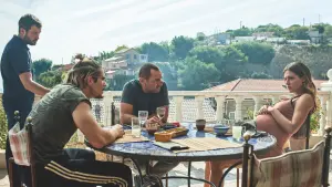 Backdrop to the movie "The Stronghold" #216251