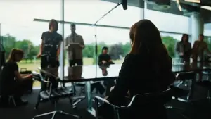 Backdrop to the movie "Bugonia" #511739