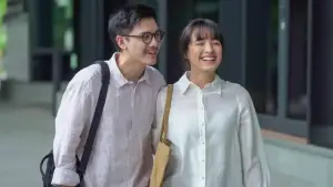 Backdrop to the movie "Ayah, Ini Arahnya Ke Mana, Ya?" #775672