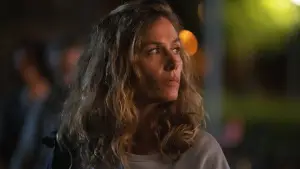 Backdrop to the movie "The Residence" #537426