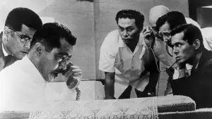 Backdrop to the movie "High and Low" #685309