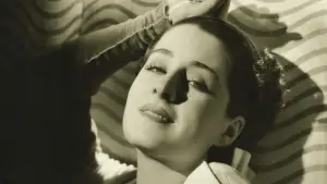 Backdrop to the movie "Riptide" #697264