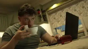 Backdrop to the movie "TRANSIT" #773474