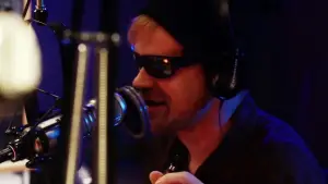 Backdrop to the movie "Scarewaves" #728986