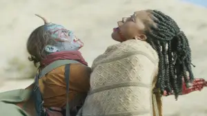 Backdrop to the movie "Lion-Girl" #759541