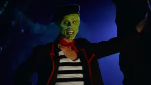 Backdrop to the movie "The Mask" #582310