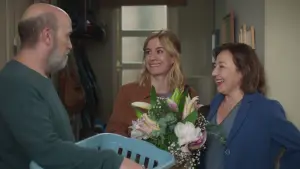 Backdrop to the movie "53 Sundays" #760471