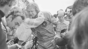 Backdrop to the movie "Superswede: A film about Ronnie Peterson" #737727