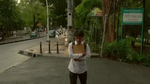 Backdrop to the movie "Dua Matahari Terbenam di Ujung Kota" #561862