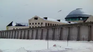 Backdrop to the movie "Lock Up" #843999