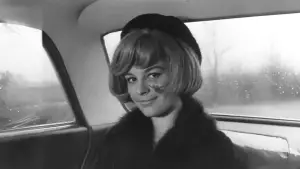 Backdrop to the movie "The Slandered Woman" #649177