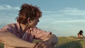 Backdrop to the movie "Bones and All" #811211