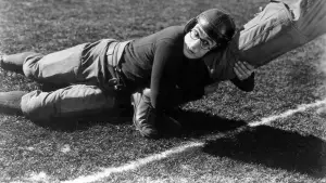 Backdrop to the movie "The Freshman" #768405