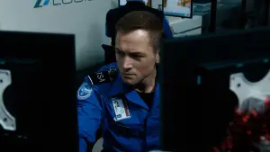 Backdrop to the movie "Carry-On" #779964