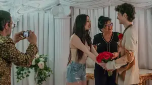 Backdrop to the movie "Anora" #547644