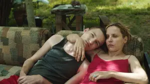 Backdrop to the movie "Strawberry Days" #731485