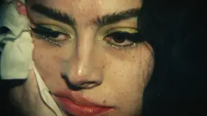 Backdrop to the movie "The Moment" #516657