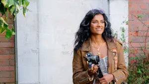 Backdrop to the movie "Picture This" #782460