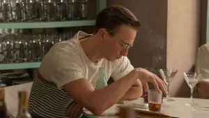 Backdrop to the movie "Queer" #584096