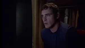 Backdrop to the movie "Signs" #670337