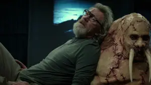 Backdrop to the movie "Tusk" #623273