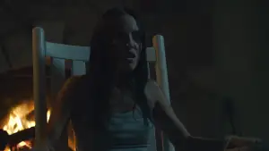 Backdrop to the movie "iPossessed" #801514