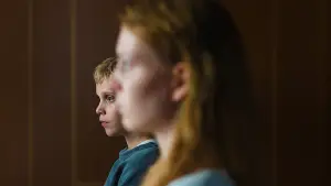 Backdrop to the movie "A Family" #770930