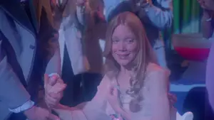 Backdrop to the movie "Carrie" #639293