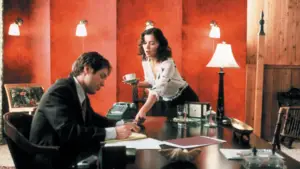 Backdrop to the movie "Secretary" #718501