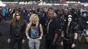 Backdrop to the movie "Heavier Trip" #668015